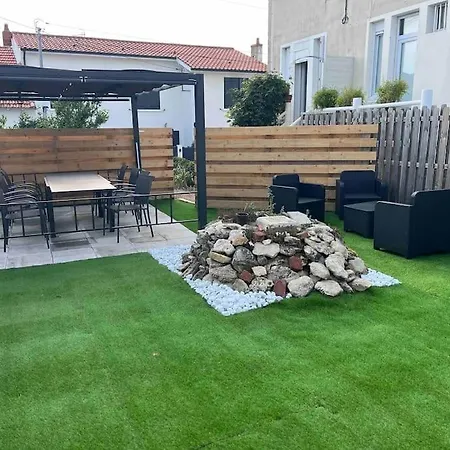 Maison Sur Proche Centre Et Plages Semesterbostad